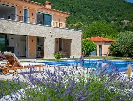 Alpeza Villa